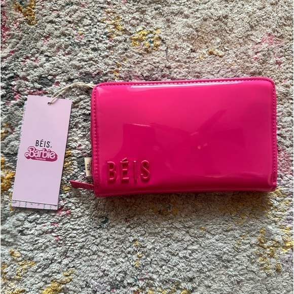 BEIS Accessories - BEIS Barbie wallet! 💕